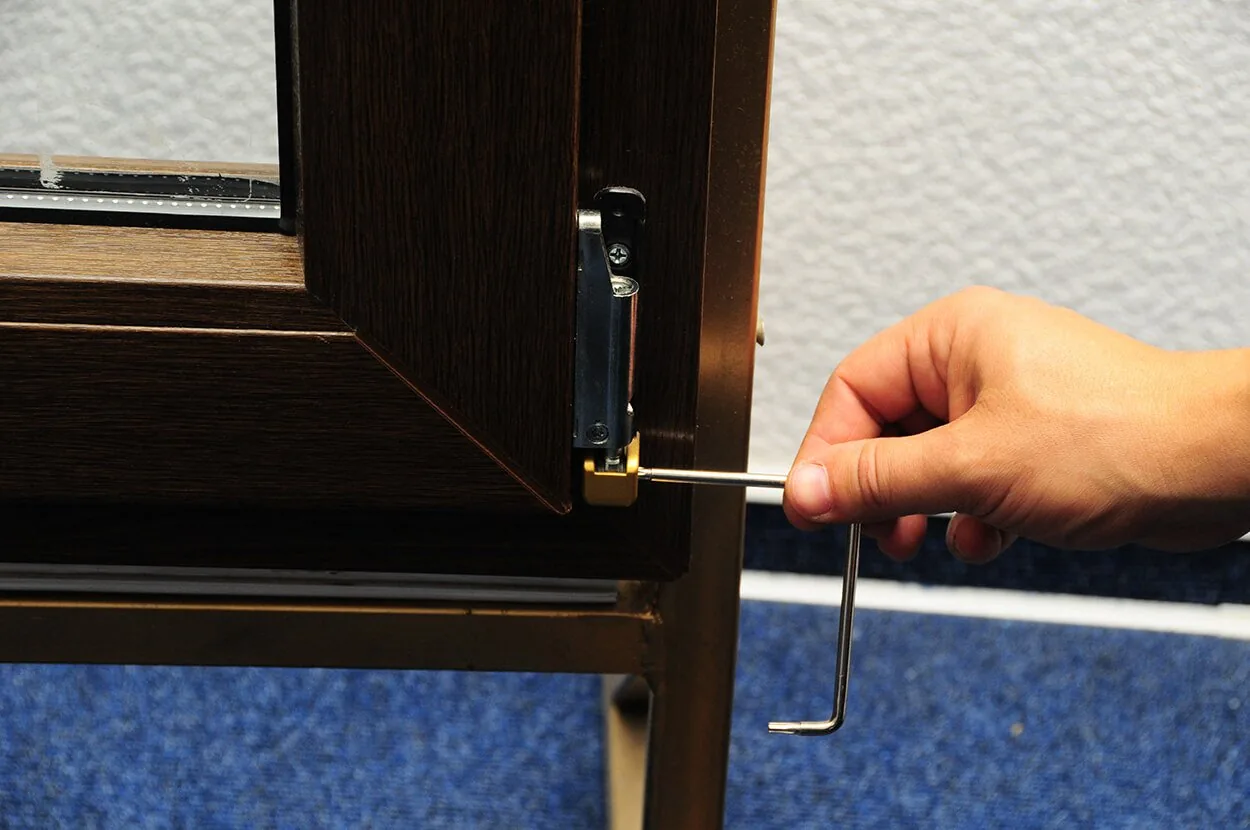 Adjustment of fittings