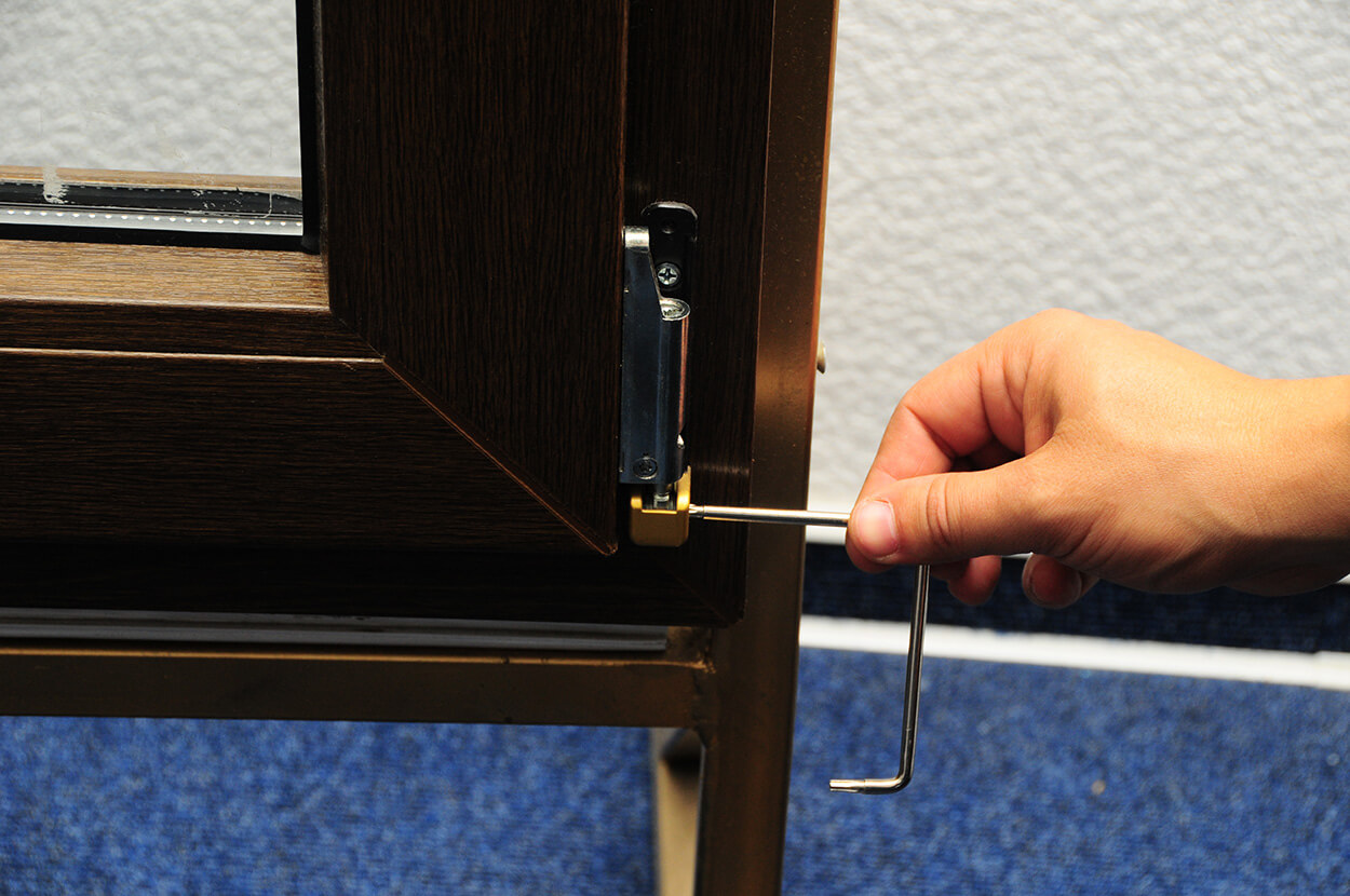 Регулировка фурнитуры